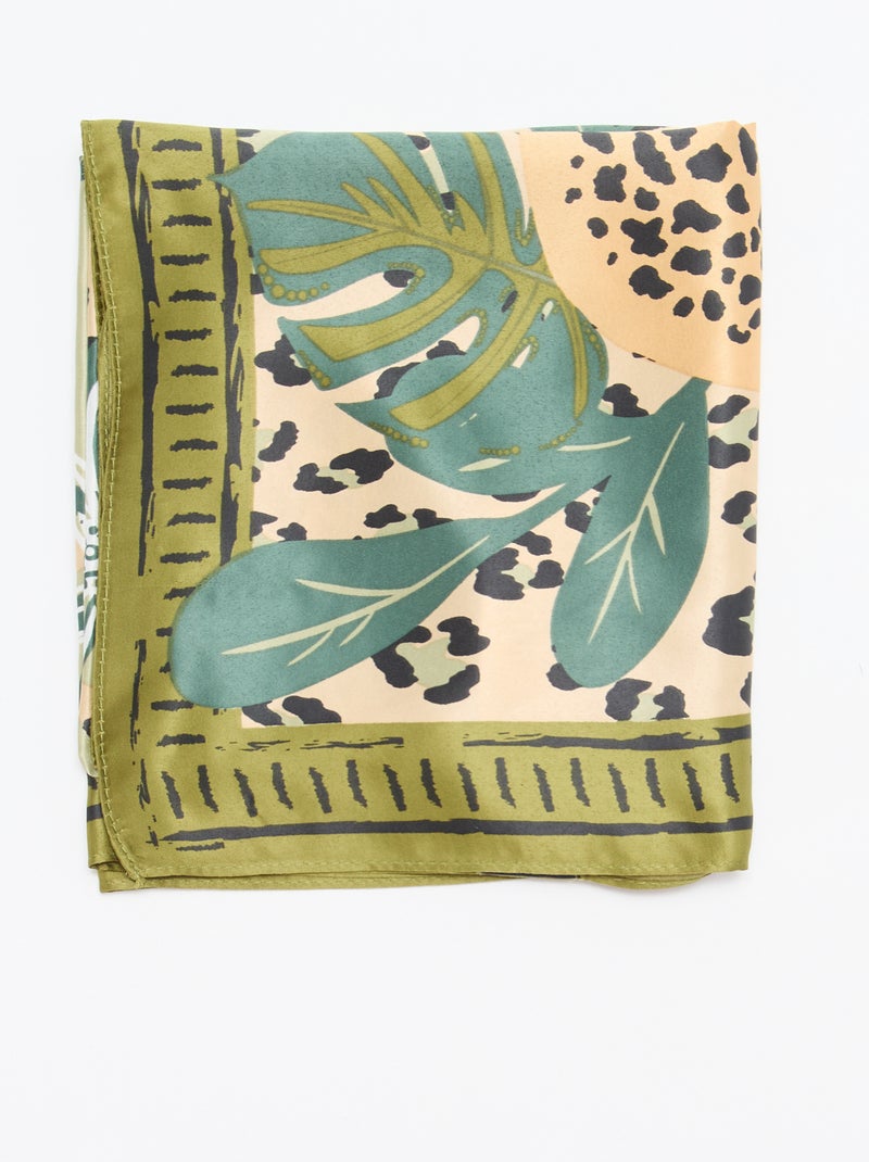Large foulard carré à motif Vert - Kiabi