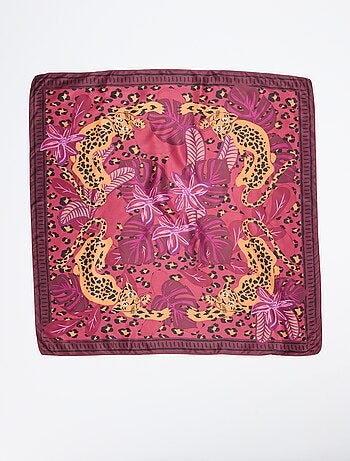 Large foulard carré à motifs
