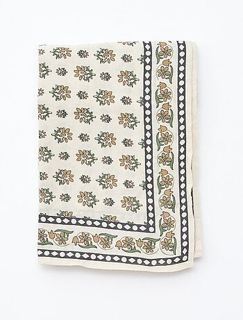 Large foulard imprimé