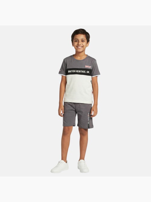 Lee Cooper - Ensemble garçon avec T shirt manches courtes et short - Kiabi Lee Cooper - Ensemble garçon avec T shirt manches courtes et short - Kiabi