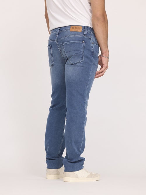 Lee Cooper - Jean LC122 Light Blue Brushed - Kiabi Lee Cooper - Jean LC122 Light Blue Brushed - Kiabi