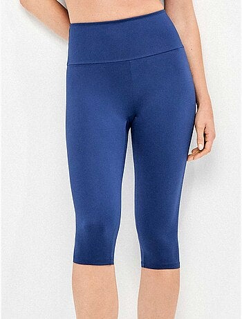Legging 'capri' fabriqué dans un tissu sculptant qui définit et stylise