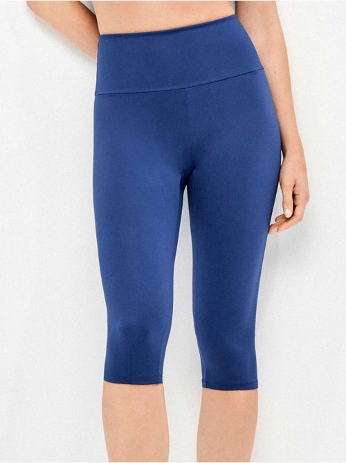 Legging 'capri' fabriqué dans un tissu sculptant qui définit et stylise - Kiabi Legging 'capri' fabriqué dans un tissu sculptant qui définit et stylise - Kiabi