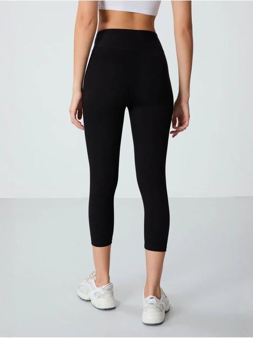 Legging capri taille haute tommy - Kiabi Legging capri taille haute tommy - Kiabi