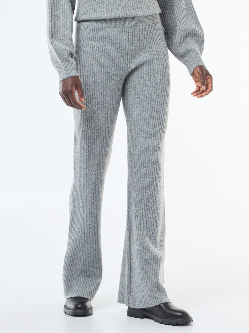 Legging côtelée en matière douce Gris - Kiabi