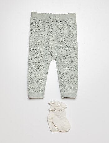 Legging en tricot + chaussettes à broderies
