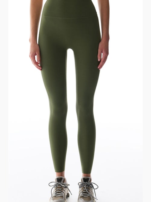 Legging léger maintien taille haute light soft penti - Kiabi Legging léger maintien taille haute light soft penti - Kiabi