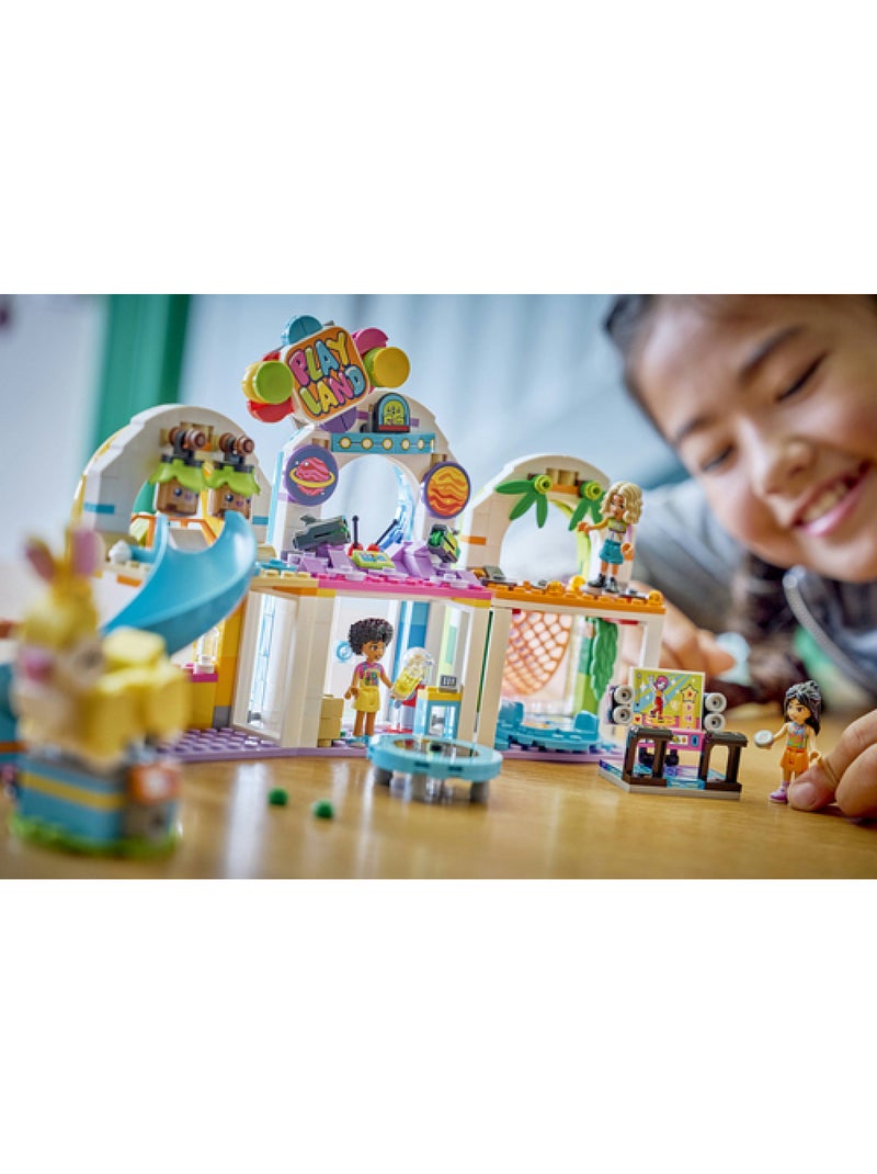 LEGO 42686 - Aire De Jeux Intérieur Friends Violet - Kiabi