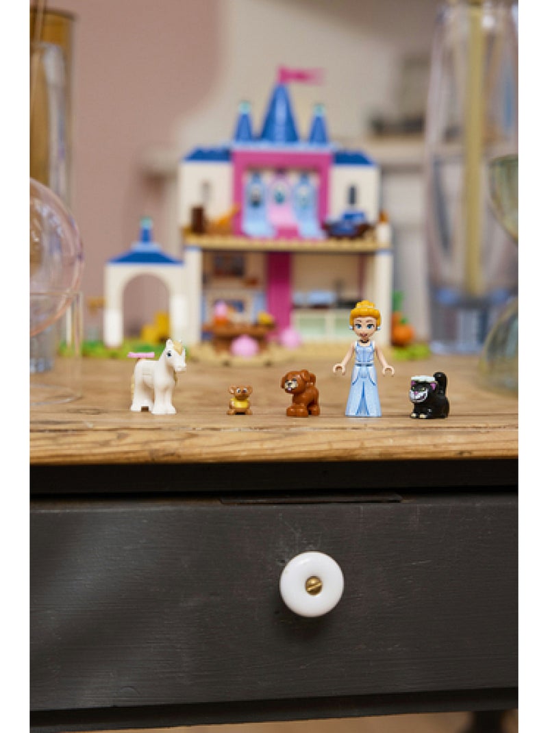 Lego 43283 - château de cendrillon et ses amis animaux Rouge - Kiabi