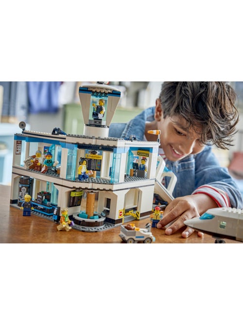 LEGO 60502 - Aéroport Et Avion City - Kiabi