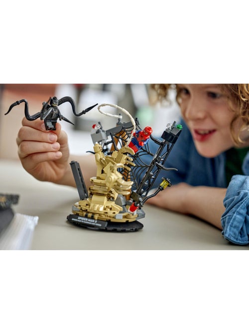 LEGO 76334 - Combat Sandman et Spiderman - Kiabi