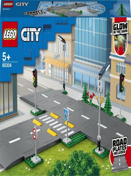 LEGO City 60304 — Intersection à assembler avec plaques de route et feux - Kiabi