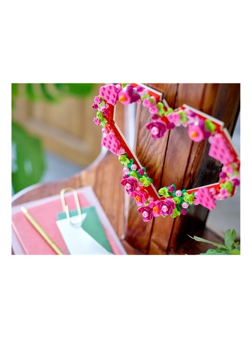 LEGO Décoration en cœur 40638 - 254 pièces personnalisable, 9 ans+ - Kiabi LEGO Décoration en cœur 40638 - 254 pièces personnalisable, 9 ans+ - Kiabi