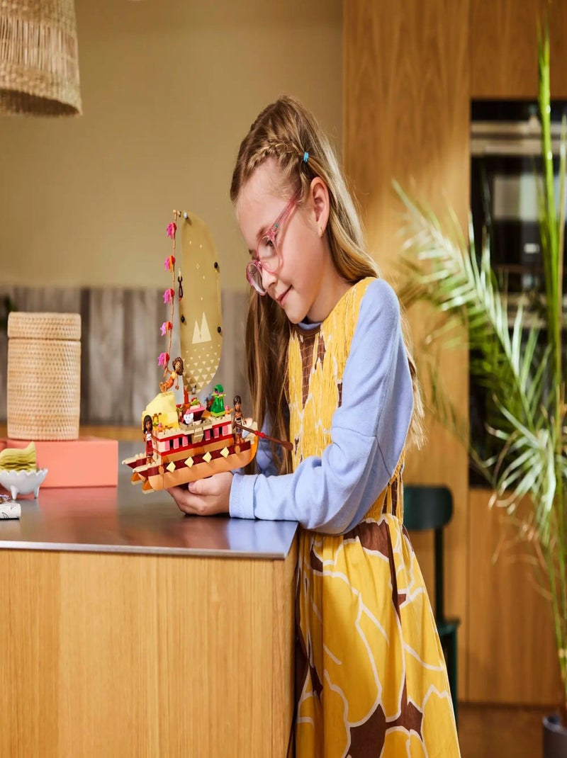 LEGO Disney - Aventure en mer avec le bateau de Vaiana - 43270 Rouge - Kiabi