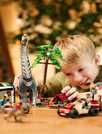 LEGO Jurassic World - La poursuite épique du vélociraptor et du titanosaure - 76973