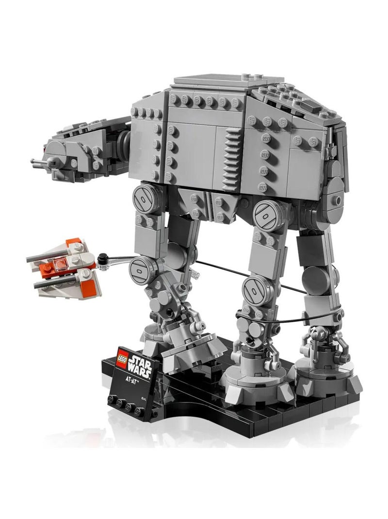 LEGO Star Wars AT-AT 75440 - Maquette de collection pour adultes Rouge - Kiabi