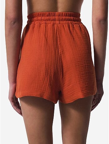 Lessi short penti