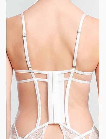 Lilya cassée bustier en dentelle penti
