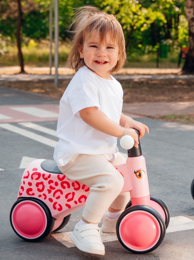 LIONELO Sammy - Vélo enfant - Draisienne à 4 Roues - Lumières colorées - 1-3 ans - Jusqu'à 30 kg Rose - Kiabi