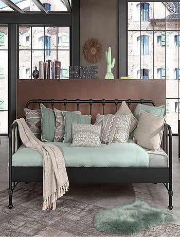 Lit banquette à barreaux en métal