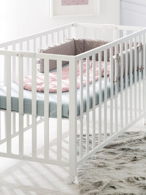 Lit bébé pliant 60 x 120 avec roulettes et hauteur réglable 'Fold Up' ROBA - Kiabi Lit bébé pliant 60 x 120 avec roulettes et hauteur réglable 'Fold Up' ROBA - Kiabi