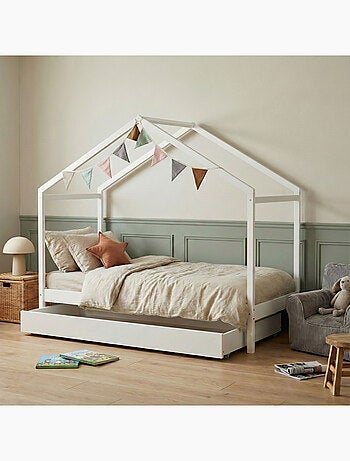 Lit cabane avec tiroir