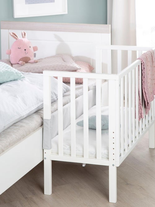 Lit cododo pour nouveau-né avec matelas respirant et barrière en toile 'Roba' - Kiabi