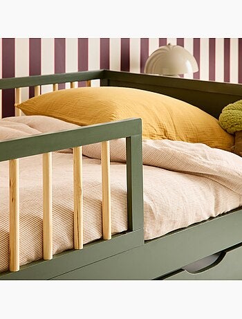 Lit enfant 90 x 190 cm pin naturel sommier à lattes inclus Elio