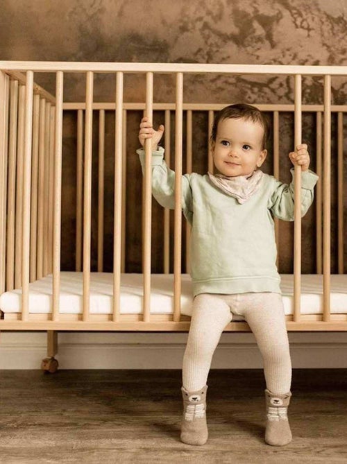 Lit enfant à barreaux pliable JORI 60x120 cm avec matelas, Blanc Tissi - Kiabi