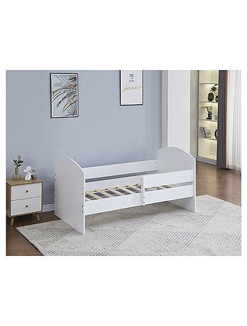 Lit enfant avec barrière