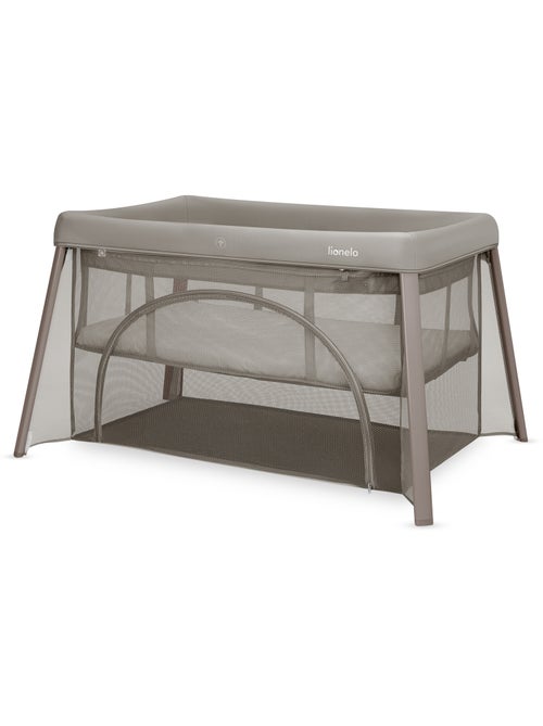 Lit parapluie 3en1 LIONELO Mila - Ultra légère - Lit bébé - Parc bébé - 4cm matelas - Sac inclus - Kiabi Lit parapluie 3en1 LIONELO Mila - Ultra légère - Lit bébé - Parc bébé - 4cm matelas - Sac inclus - Kiabi