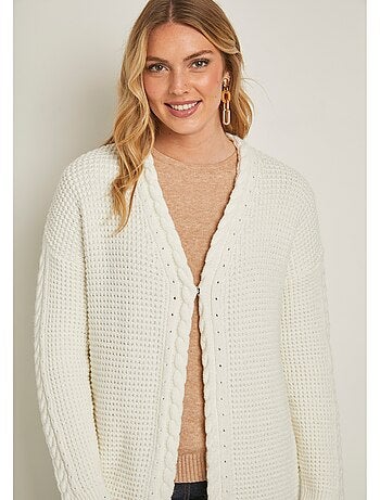 Long gilet chaud perlé col V torsadé pressionné