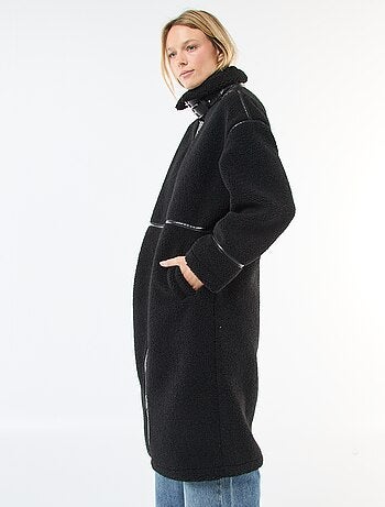 Long manteau en fausse laine avec empiècements en simili