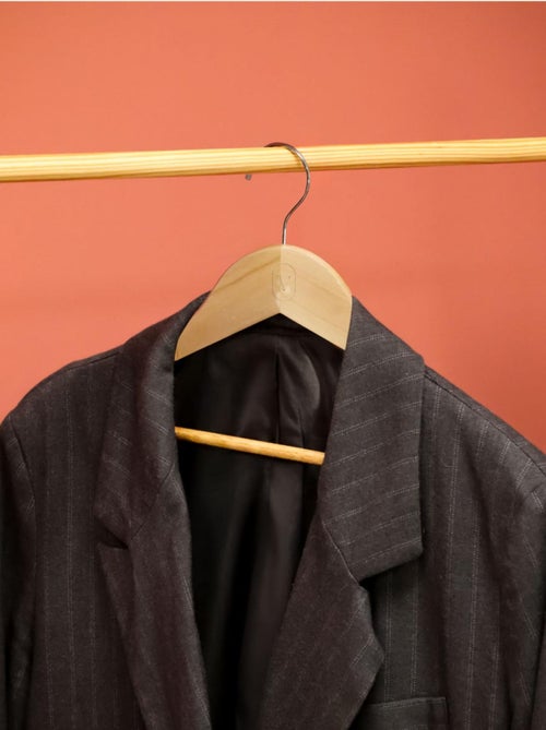 Lot de 10 cintres pour vêtements adulte avec crochet pivotant à 360° - Vivezen - Kiabi