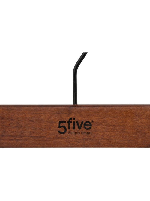 Lot de 2 cintres à pinces en bois foncé hang' clip - Kiabi Lot de 2 cintres à pinces en bois foncé hang' clip - Kiabi