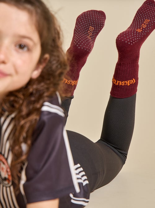 Lot de 2 paires de chaussettes anti-dérapantes - (ekstract) - Kiabi Lot de 2 paires de chaussettes anti-dérapantes - (ekstract) - Kiabi