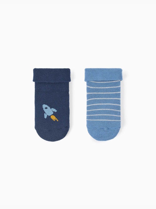 Lot de 2 paires de chaussettes antidérapantes avec rayures/fusée - Kiabi Lot de 2 paires de chaussettes antidérapantes avec rayures/fusée - Kiabi