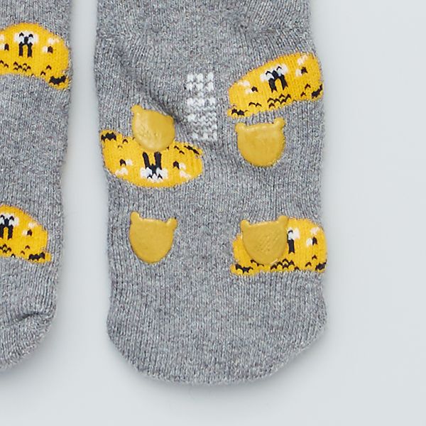 Lot De 2 Paires De Chaussettes Antiderapantes Bebe Fille Noir Gris Tigre Kiabi 4 00