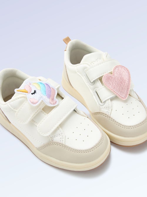 Lot de 2 patchs à enfiler pour personnaliser tes baskets 'Kitchoun' - Kiabi