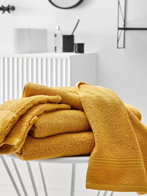 Lot de 2 serviettes de toilette coton uni ESSENTIAL - Kiabi Lot de 2 serviettes de toilette coton uni ESSENTIAL - Kiabi