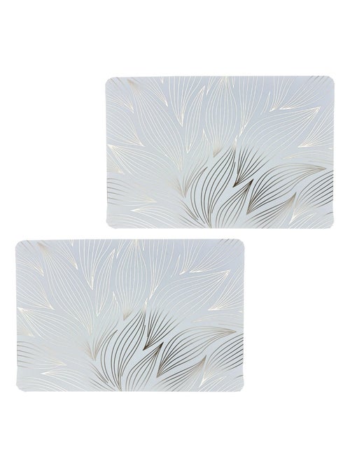 Lot de 2 sets de table motif feuillage avec encre métallique ZEYA - 30 x 45 cm - Or et blanc - Kiabi Lot de 2 sets de table motif feuillage avec encre métallique ZEYA - 30 x 45 cm - Or et blanc - Kiabi