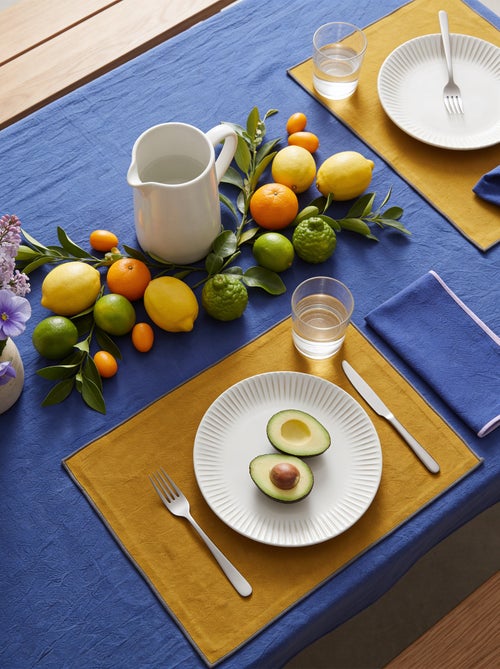 Lot de 2 sets de table/serviettes unis 2 en 1 32 x 40 cm - Kiabi Home - Kiabi Lot de 2 sets de table/serviettes unis 2 en 1 32 x 40 cm - Kiabi Home - Kiabi