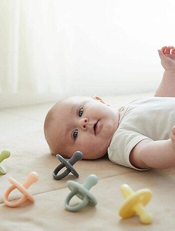 Sucette grignoteuse bébé en silicone, innovante - Jaune - Kiabi - 11.90€