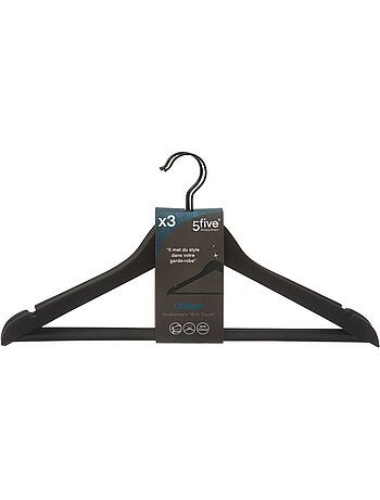 Lot de 3 cintres en bois avec épaulettes rubber