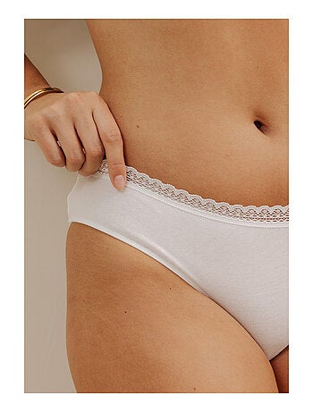 Lot de 3 culottes en coton et dentelle