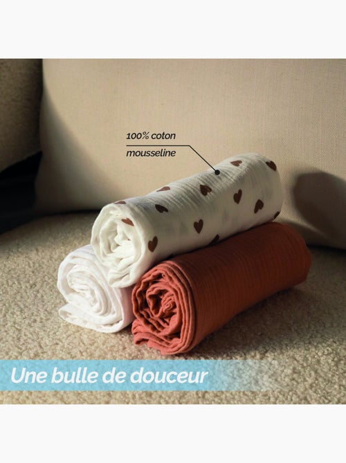 Lot de 3 langes bébé, serviettes absorbantes et respirantes - Coeur - Monsieur Bébé - Kiabi Lot de 3 langes bébé, serviettes absorbantes et respirantes - Coeur - Monsieur Bébé - Kiabi
