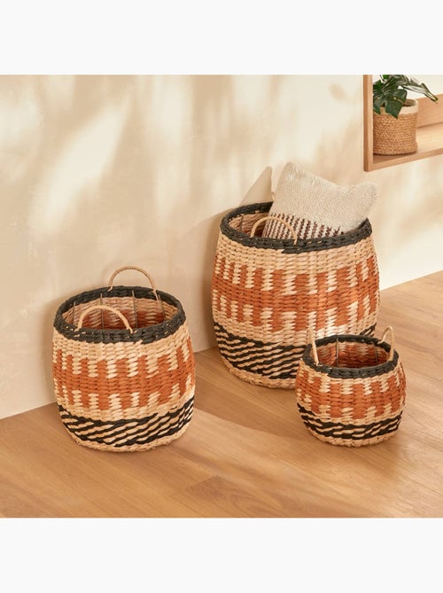 Lot de 3 paniers en jonc coloré tressé à poignées wonja - Kiabi Lot de 3 paniers en jonc coloré tressé à poignées wonja - Kiabi