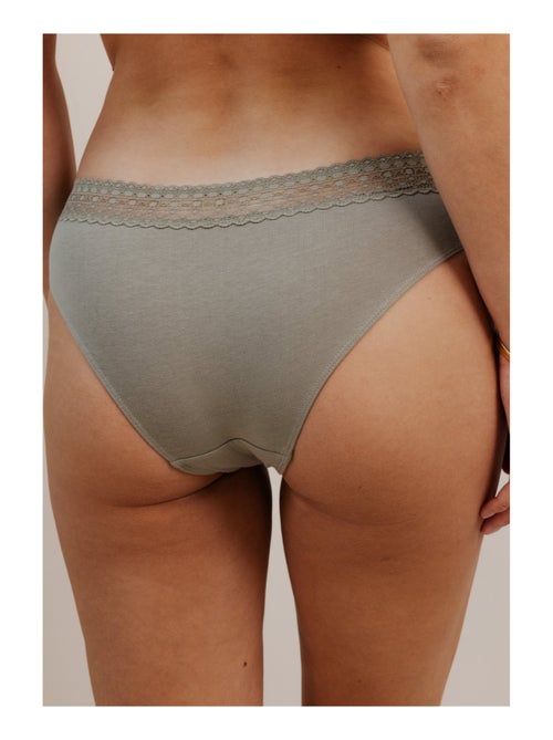 Lot de 3 shortys en coton et dentelle - Kiabi