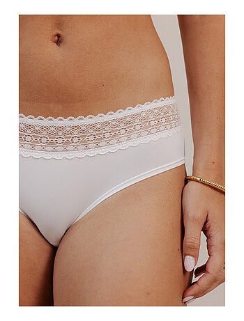 Lot de 3 shortys en microfibre et dentelle