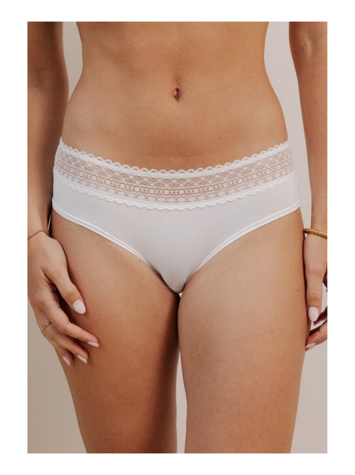 Lot de 3 shortys en microfibre et dentelle - Kiabi